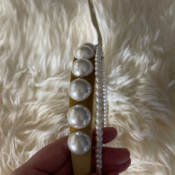 Natasha pearl and velvet headband - Picture 2 of 2